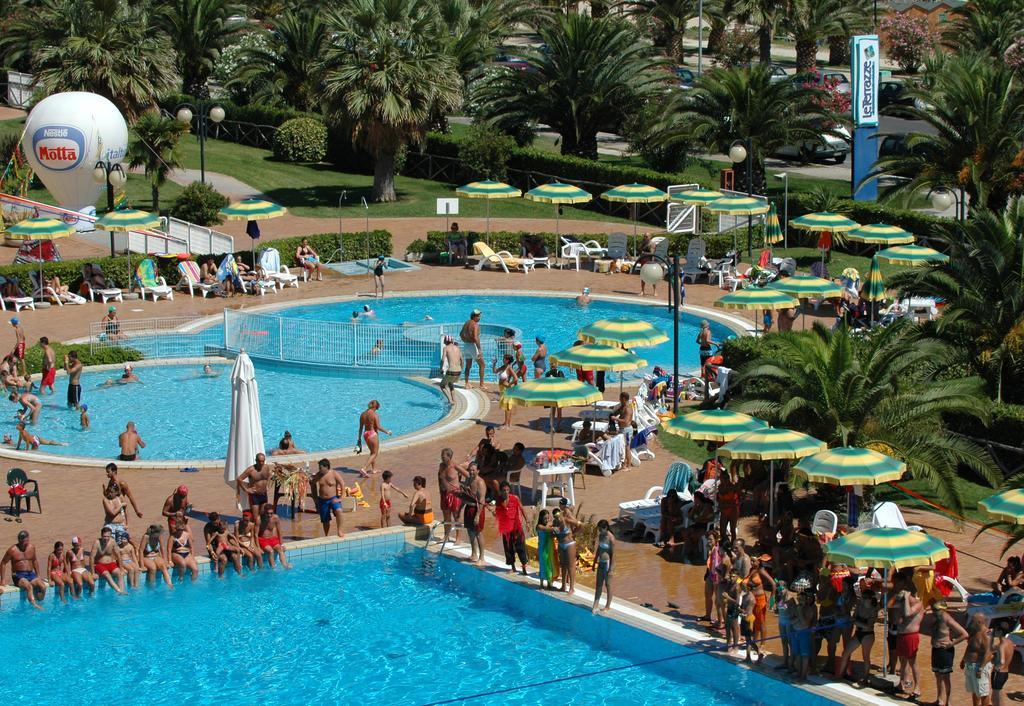 Ihr Residence Hotel Le Terrazze Grottammare Luaran gambar