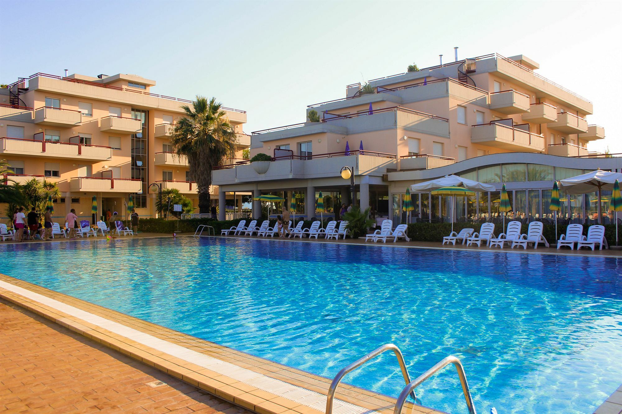 Ihr Residence Hotel Le Terrazze Grottammare Luaran gambar