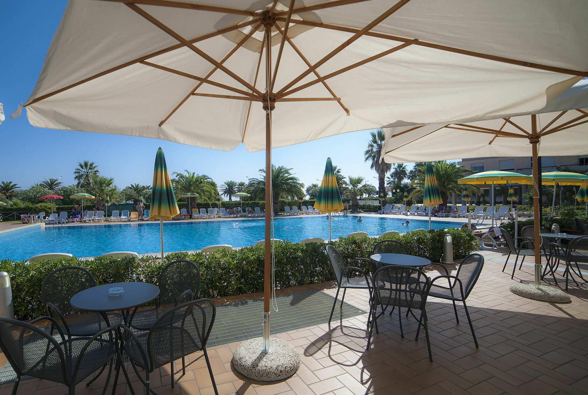 Ihr Residence Hotel Le Terrazze Grottammare Luaran gambar